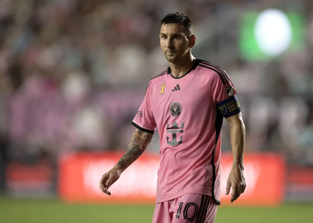 Messi playing at inter miami vs philadelphia 2025